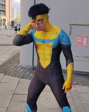 cyanmancosplay_440635341_1145276433588956_8478527892850320176_n.jpg