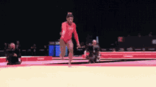 simone-biles-gymnastics.gif