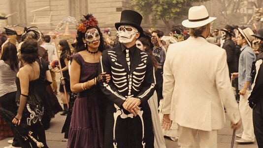 Spectre-Day-of-the-Dead-Costume.jpg