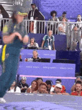 1754217546174.gif