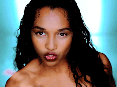 tumblr_2ea3049a28a48f6e63e122e09da618f9_2c2b5bb7_540.gif