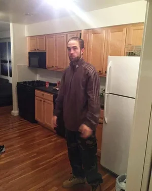 1758037413772.webp