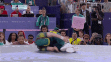 1759218495842.gif
