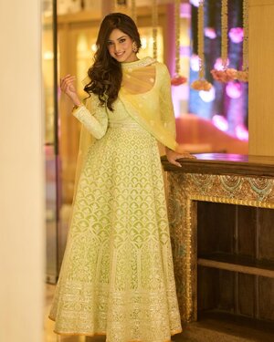 Harnaaz Sandhu 4.jpg