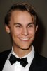 Rhys-Wakefield_celebhairdo.jpg