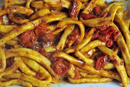 02_Strozzapreti-With-Roasted-Tomatoes.jpeg